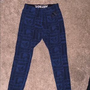 Nike workout leggings